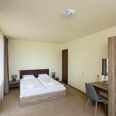 Guest house Cherry 2*