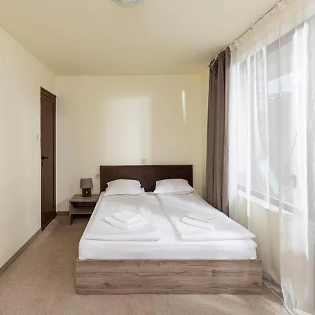 Cherry Guest house 2*