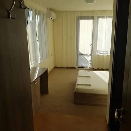 Guest house Cherry 2*