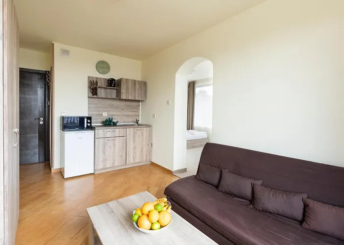 Cherry بيت ضيافة سوزوبول