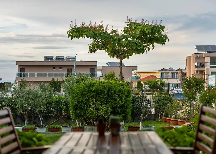 Cherry بيت ضيافة 2*