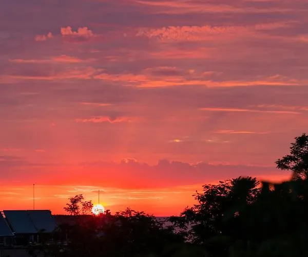 بيت ضيافة Cherry سوزوبول