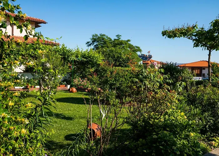 ゲストハウス Cherry ソゾポル